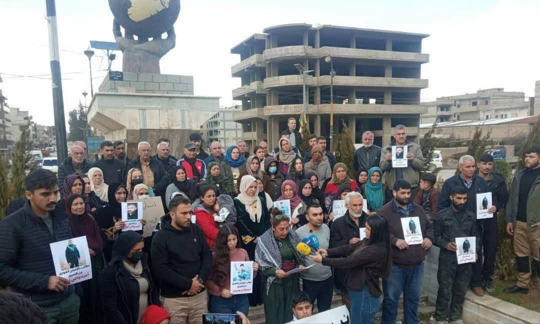 کەسوکاری شەڕڤانە دیلەکان داوای خۆپیشاندان لە رەوەندی کوردی و کوردانی چوار پارچە دەکەن