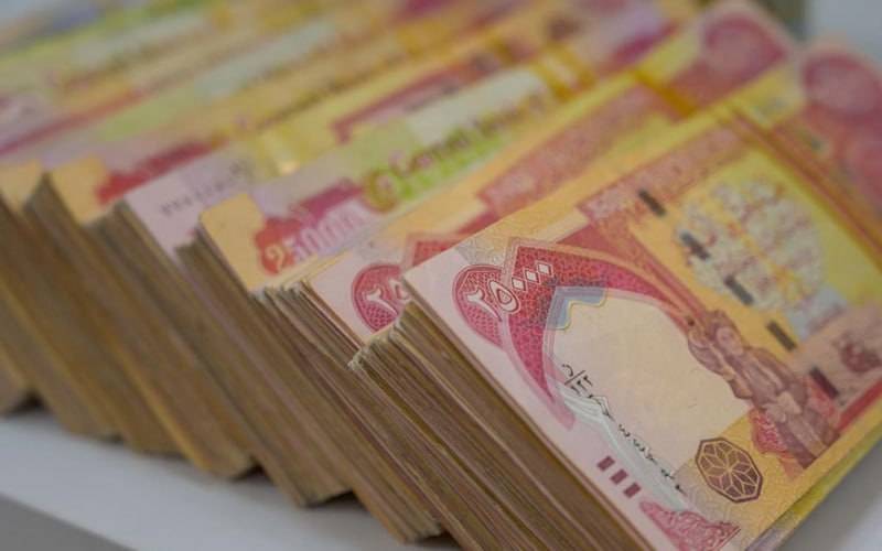 پاشەکەوتی مووچە بوو بە قەرز؛ فەرمانبەران دەتوانن سکاڵا لەسەر حکومەت تۆمار بکەن؟